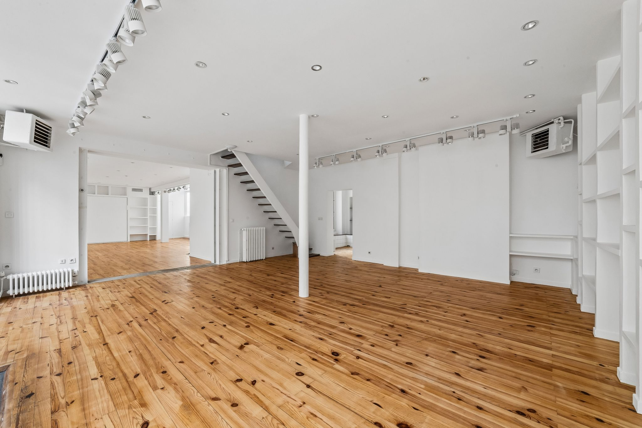Espace modulable avec escalier intérieur